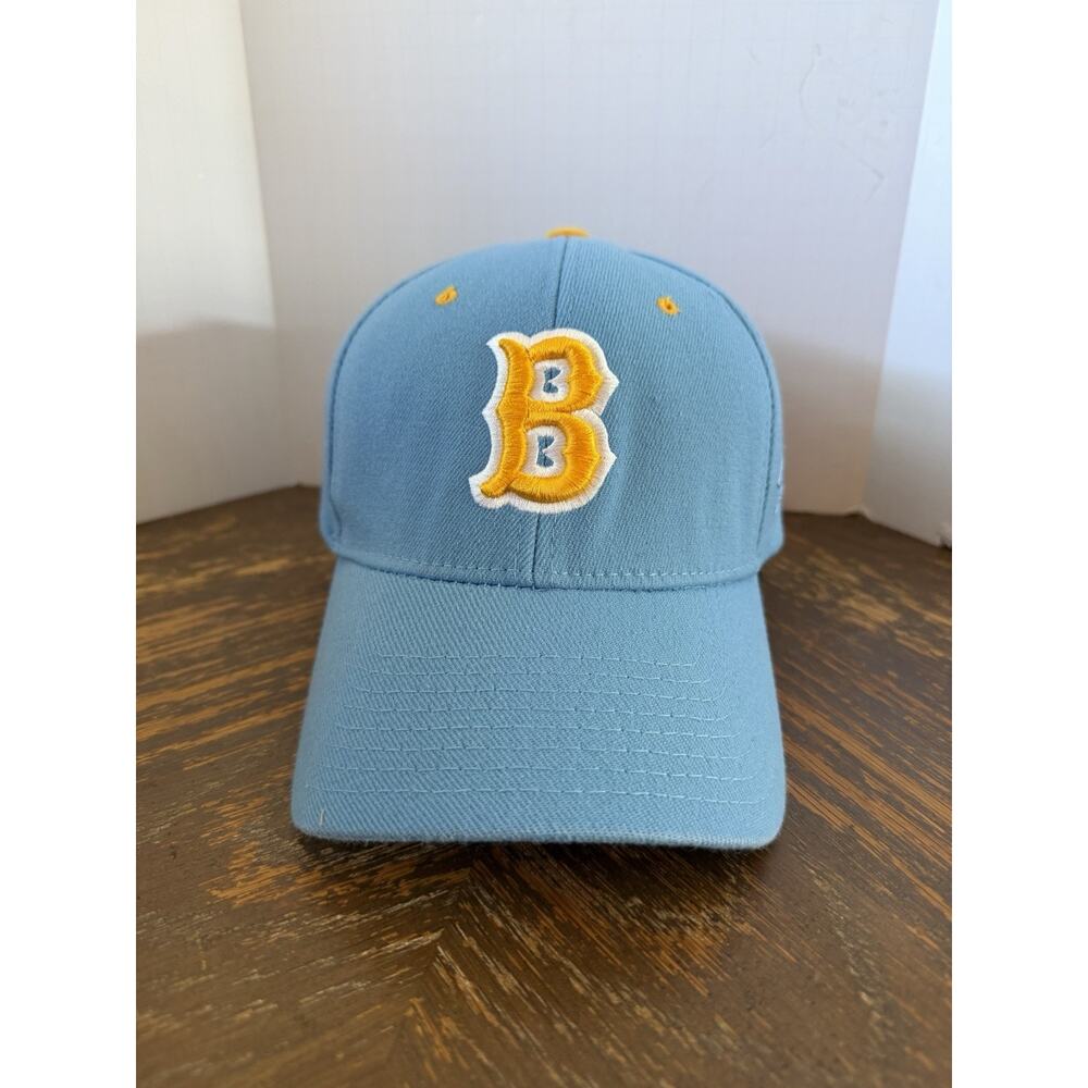 UCLA Bruins Fitted Hat Size M/L